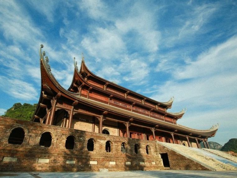 Tour Bái Đính – Tràng An – Tam Chúc